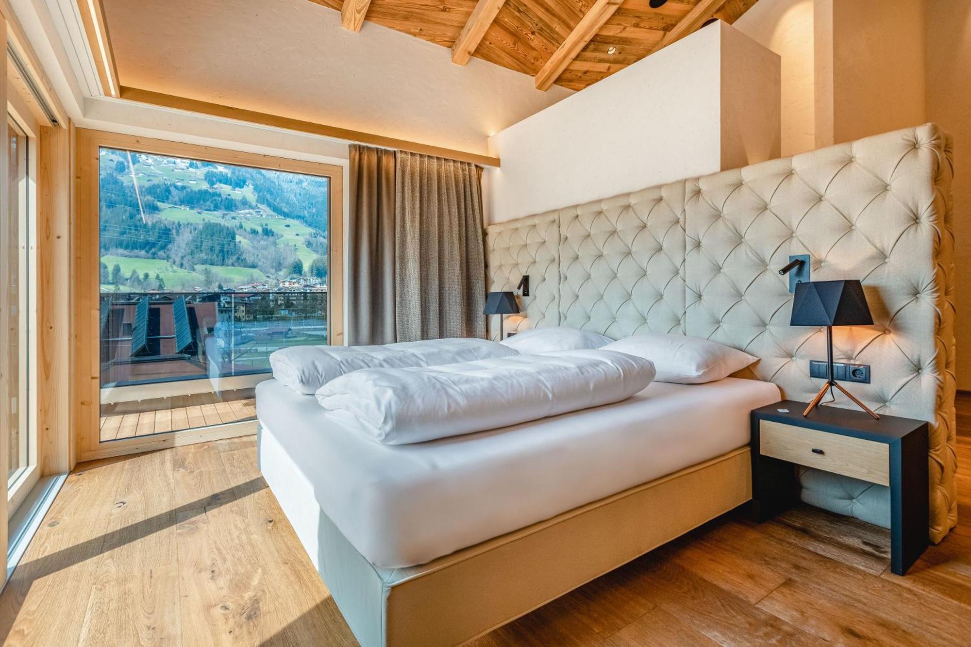 Apartmenthaus Wiesenhof Aschau Im Zillertal ภายนอก รูปภาพ
